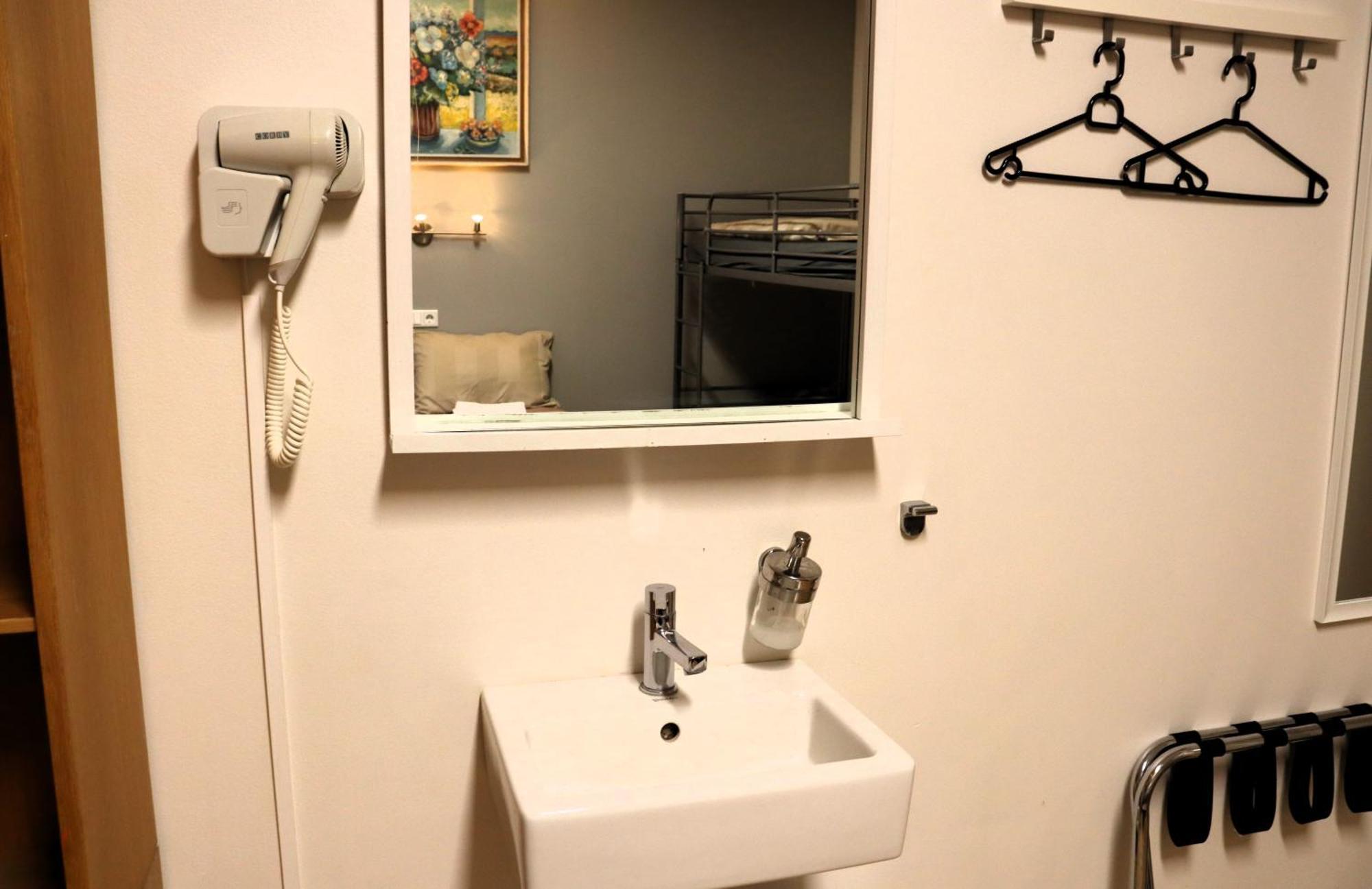Hostal B47 Reikiavik